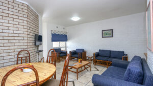 2 bedoroom dining room at Pearly Shells Scottburgh