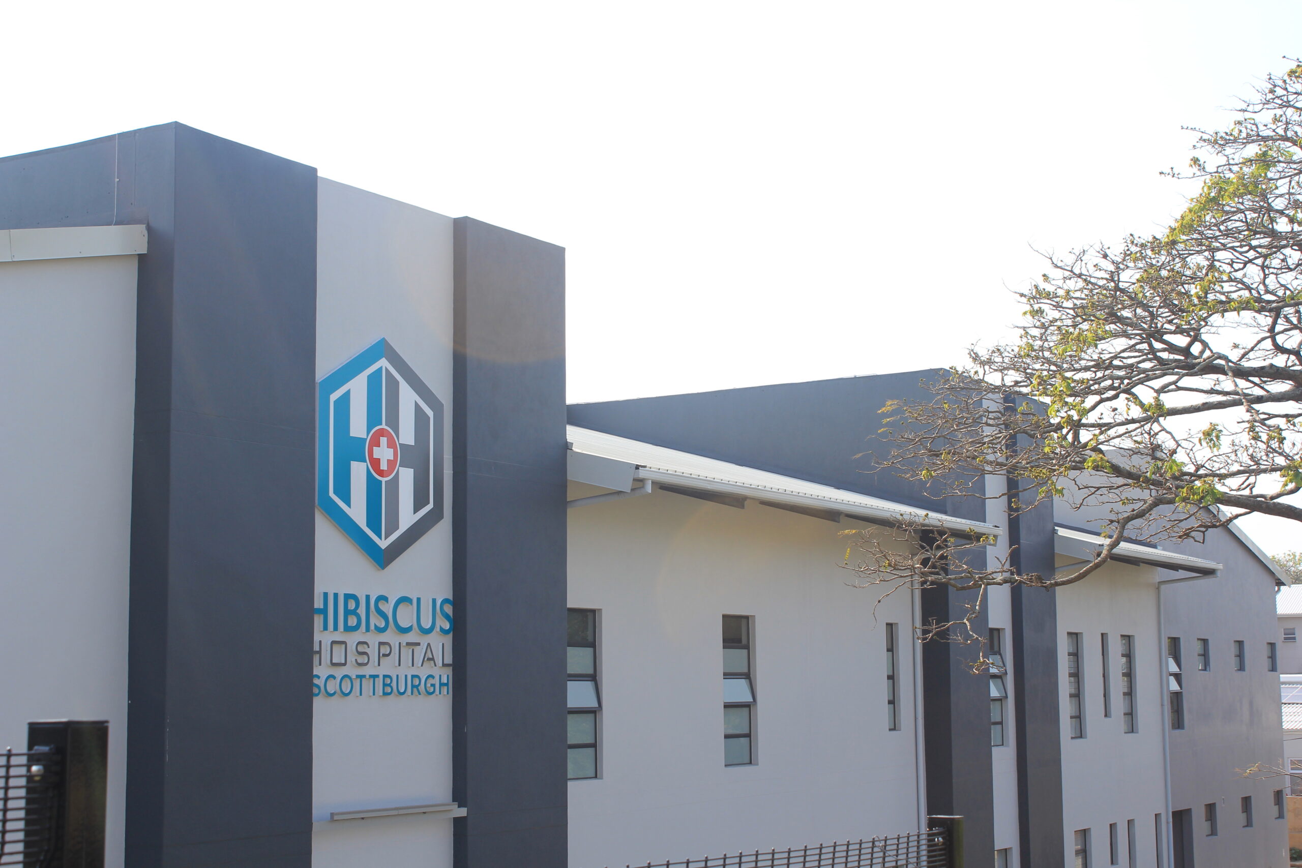 Hibiscus Scottburgh Hospital is near to Pearly Shells Apartments